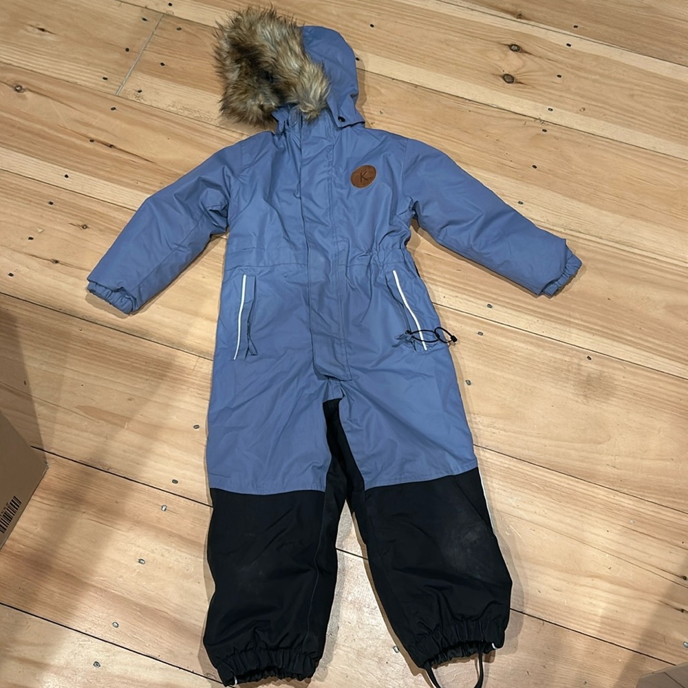Snow suit